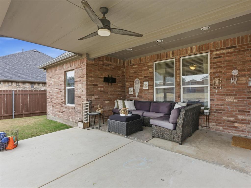 810 Chestnut Grove Drive Cleburne, TX 76033 - Photo 37 of 40 a outdoor living space with furniture and garden view