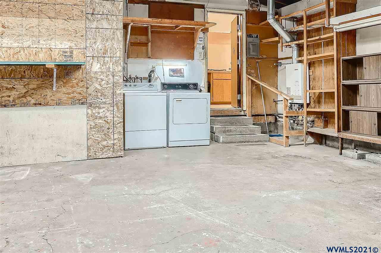 19019 Northeast Davis Street Portland, OR 97230 - Photo 19 of 26