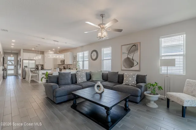 $424,990 | 4342 Southern Vista Loop, St. Cloud, FL 34772