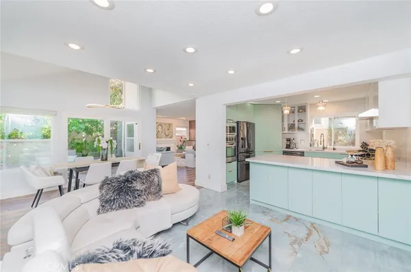 $1,859,000 | 17 Las Cruces, Irvine, CA 92614