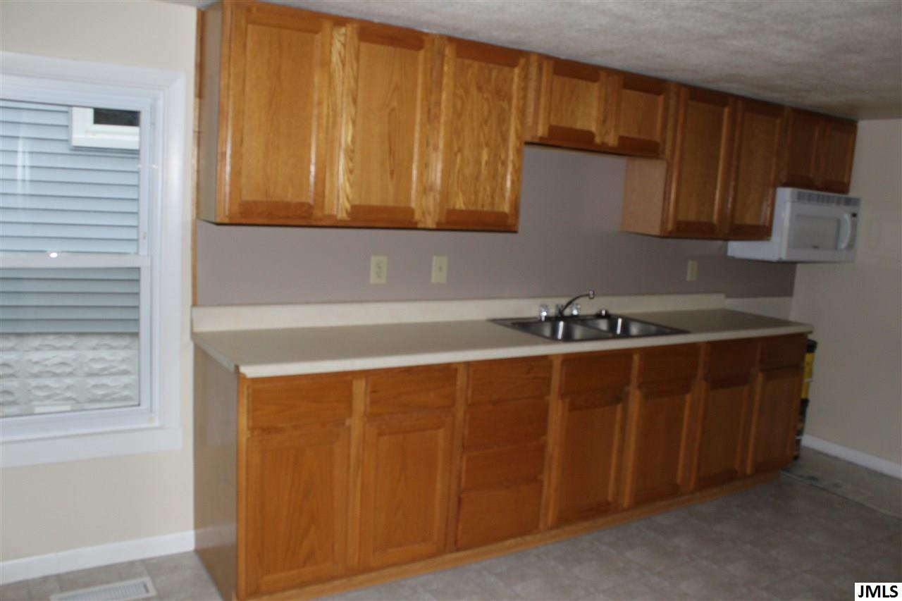 709 Napoleon Road Michigan Center, MI 49254 - Photo 18 of 31 Photo 18