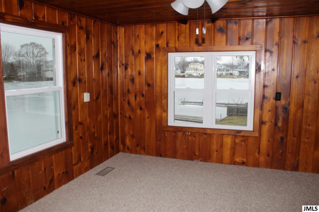 709 Napoleon Road Michigan Center, MI 49254 - Photo 6 of 31 Photo 6