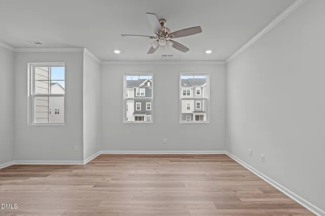 $2,200 | 504 Light Oak Way, Apex, NC 27539