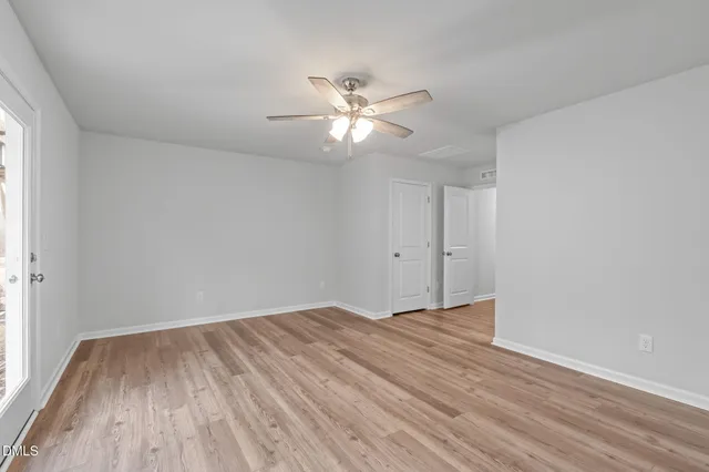 $2,200 | 504 Light Oak Way, Apex, NC 27539