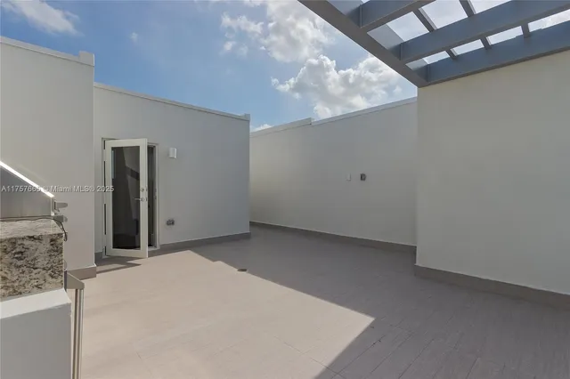 $899,900 | Doral, Doral, FL 33178