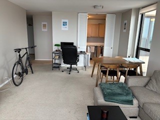 1850 North Clark Street, Unit 901 Chicago, IL 60614 - Photo 4 of 8