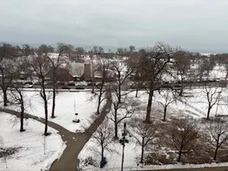 $2,400 | 1850 North Clark Street, Unit 901, Chicago, IL 60614