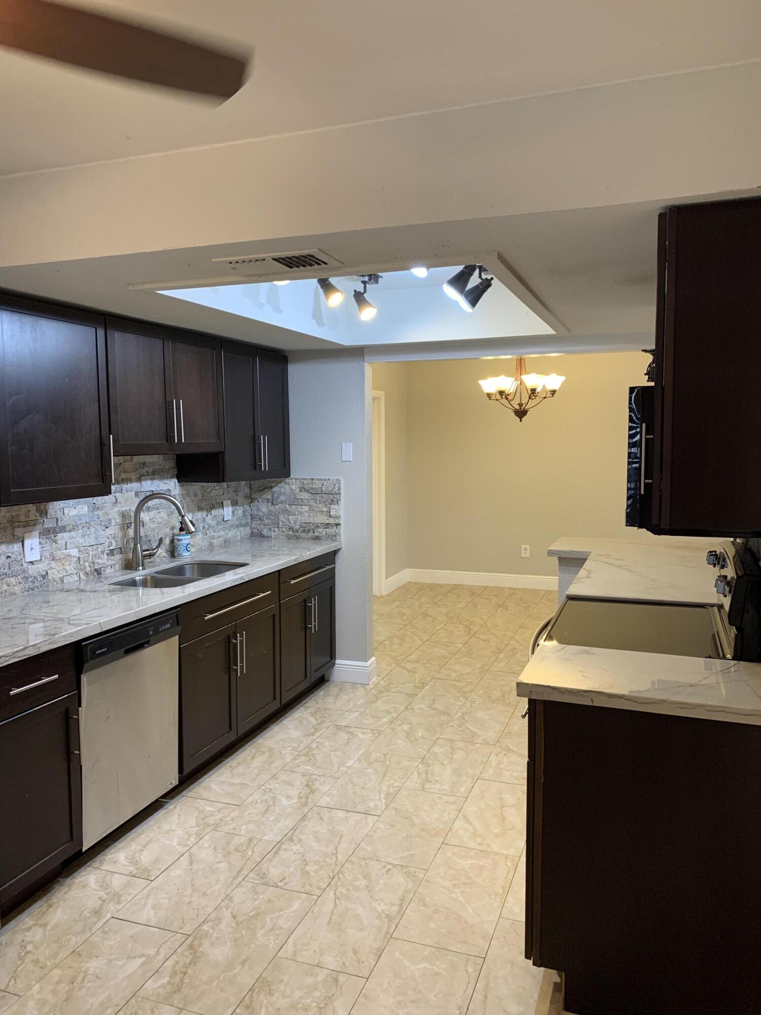 9253 Southwest 3rd Street Boca Raton, FL 33428 - Photo 5 of 32 Photo Jun 23, 3 31 23 PM