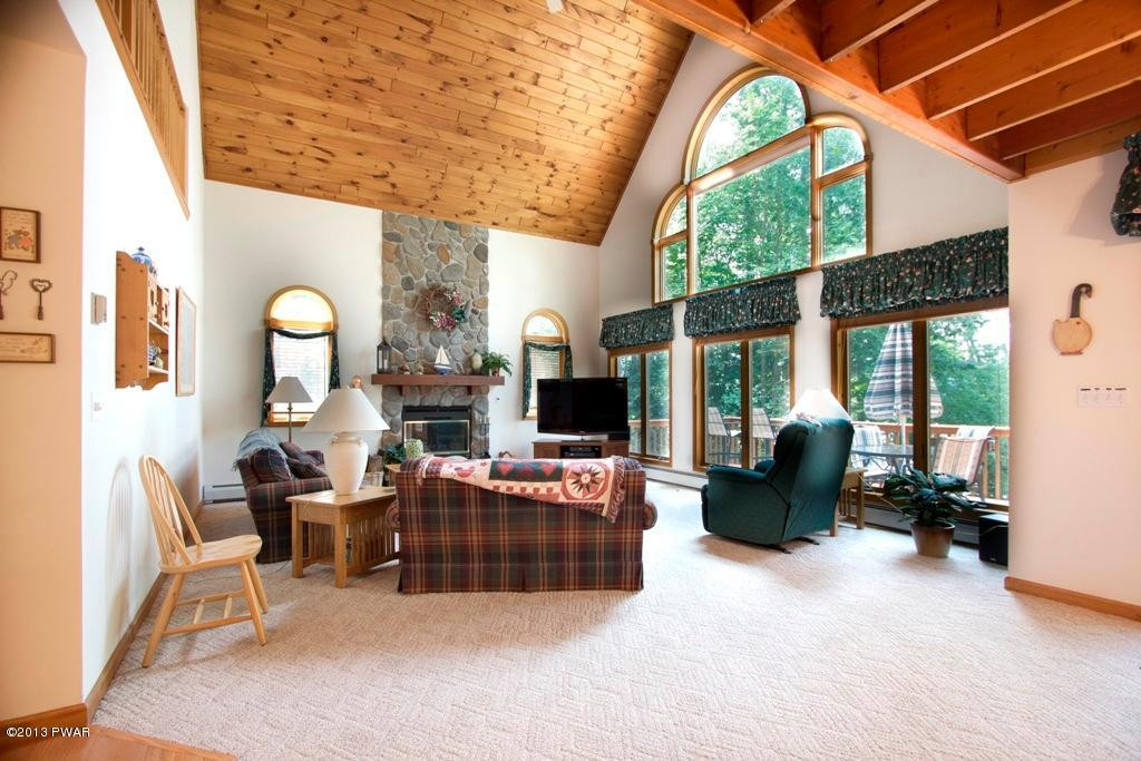 Sunnyview Lane Paupack, PA 18451 - Photo 7 of 31