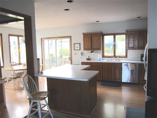 163 Bayside Road Quincy, MA 02171 - Photo 20 of 28 Gallery Image 20