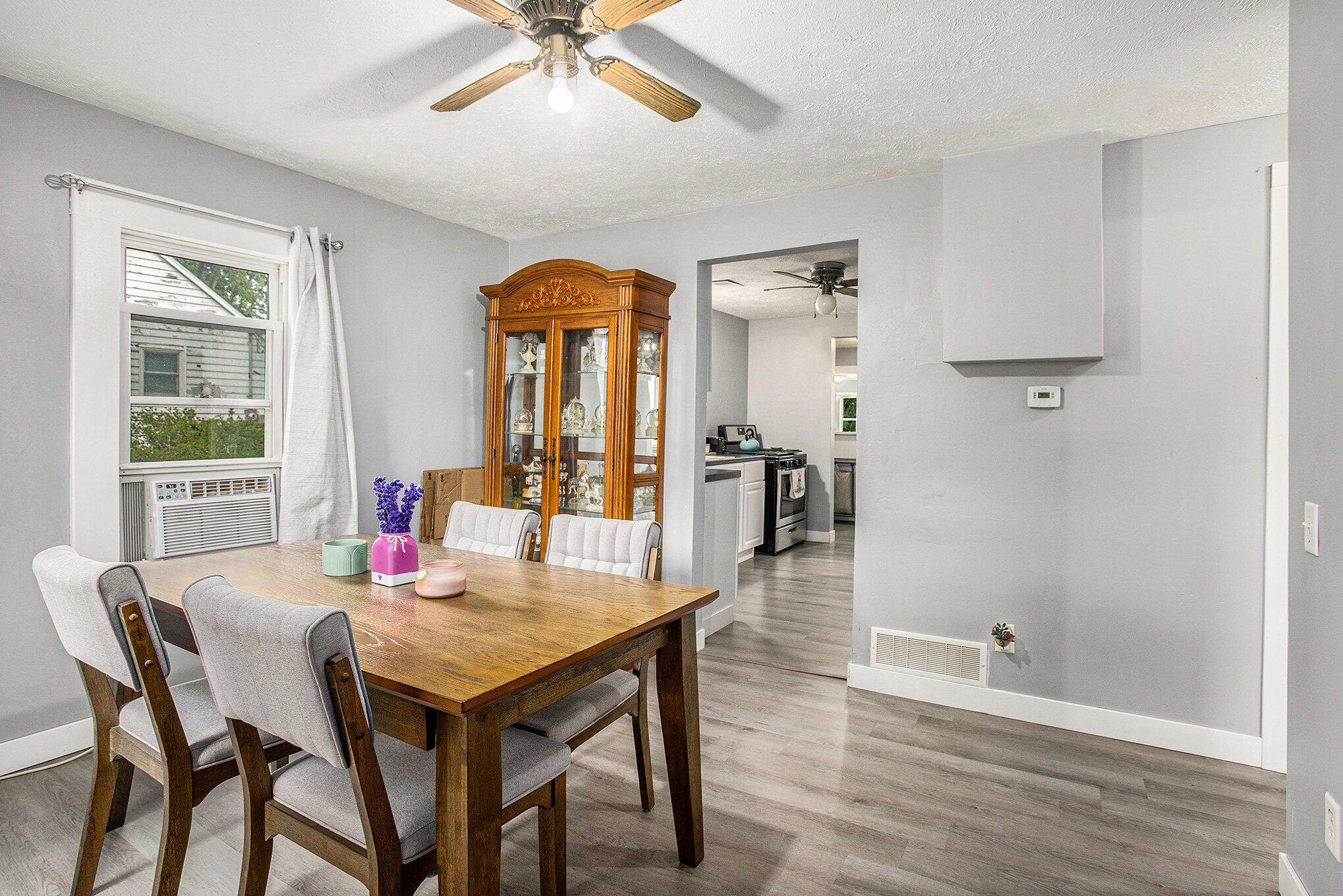 640 South Hooker Avenue Three Rivers, MI 49093 - Photo 8 of 21 009_581a4020