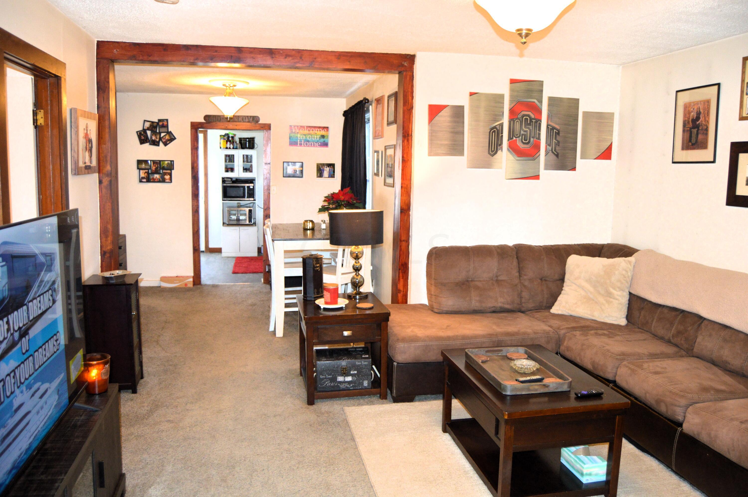 2983 Howey Road Columbus, OH 43224 - Photo 2 of 20 DSC_0043