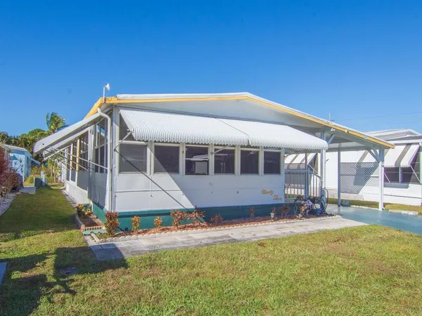 $164,000 | 4800 Southeast Federal Highway, Unit 93, Stuart, FL 34997