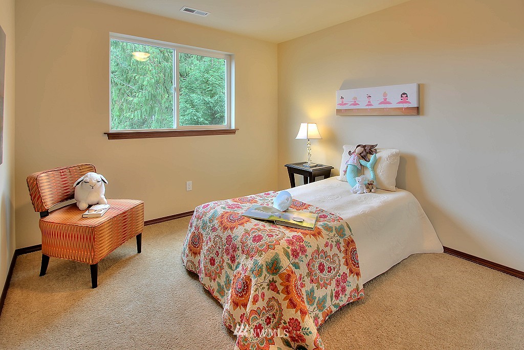 229 225th Place Southeast Bothell, WA 98021 - Photo 14 of 25