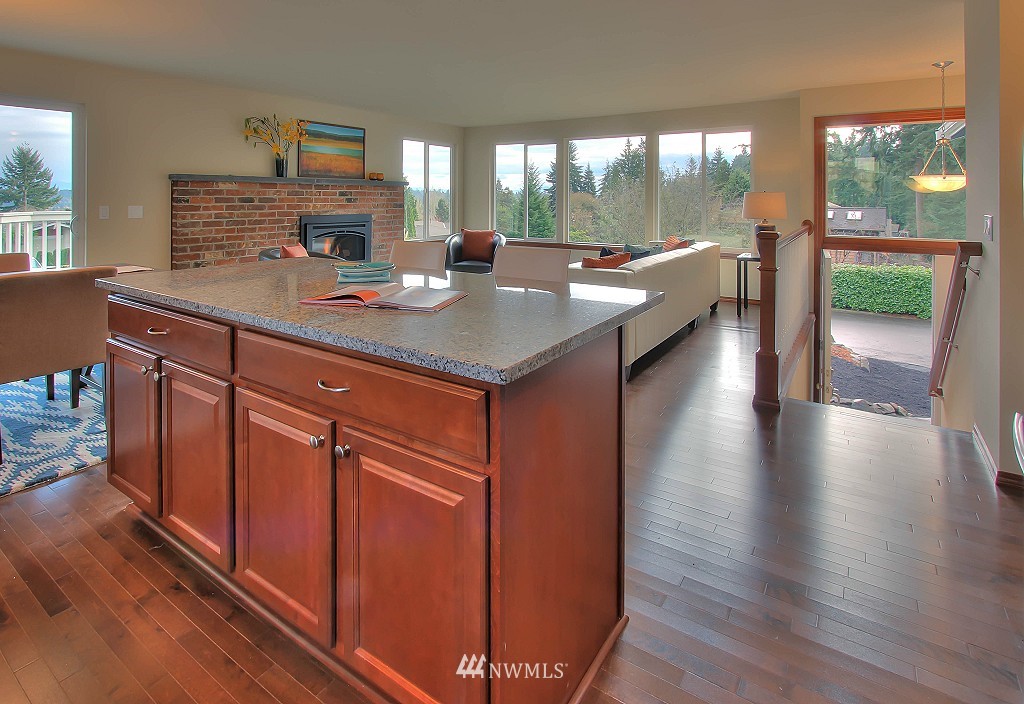 229 225th Place Southeast Bothell, WA 98021 - Photo 8 of 25