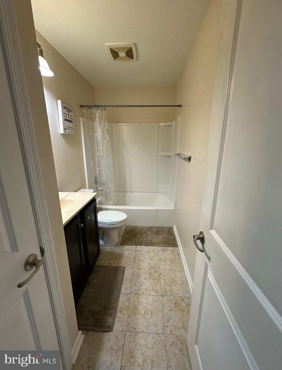 19 Rowand Way East Clementon, NJ 08021 - Photo 9 of 11