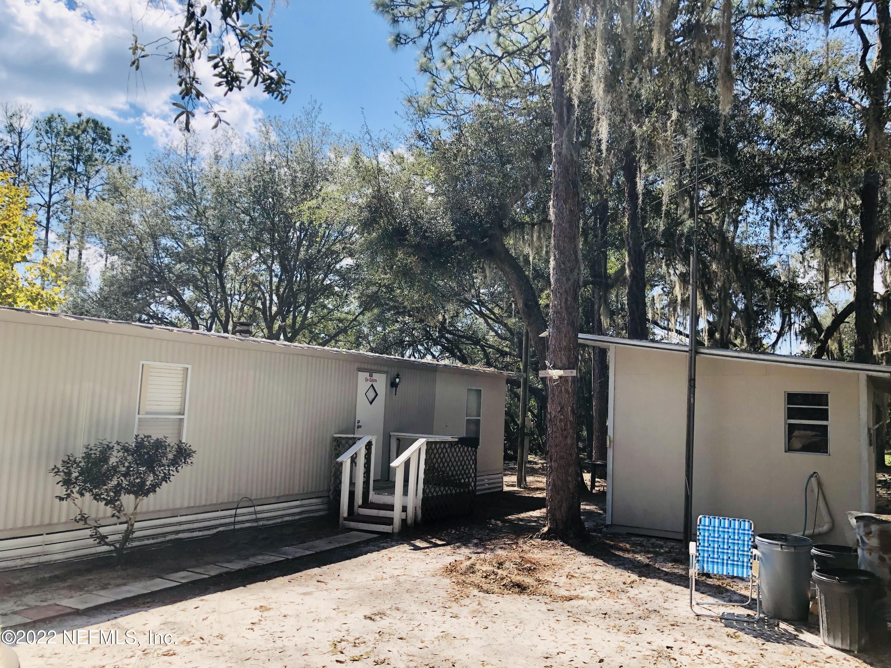 201 Neal Road Hawthorne, FL 32640 - Photo 3 of 13 IMG_6906