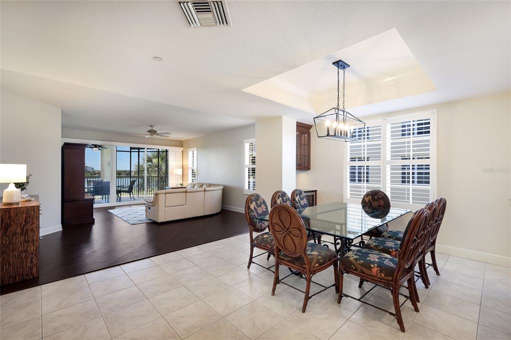 6422 Water Crest Way, Unit 302 Lakewood Ranch, FL 34202 - Photo 11 of 42