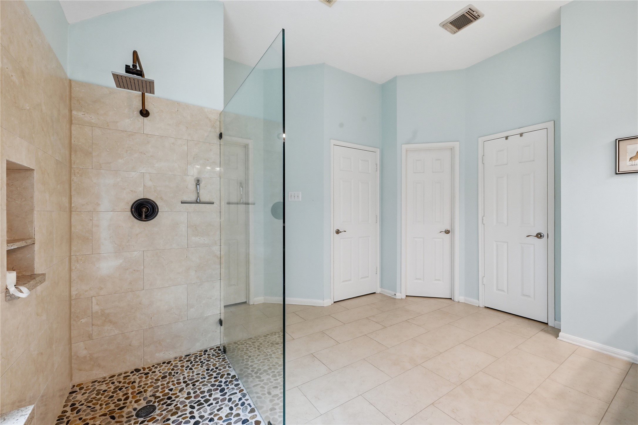 1010 Bringewood Chase Drive Spring, TX 77379 - Photo 27 of 49 Private commode and linen closet.