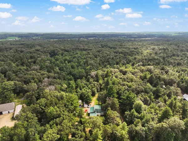 $350,000 | W5603 Elk Lane, Montello, WI 53949