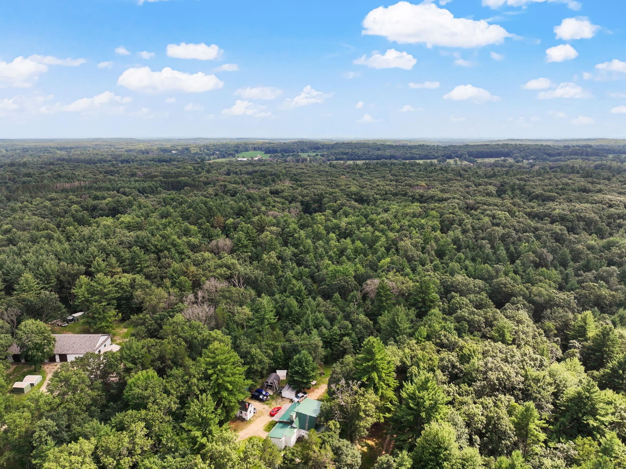 W5603 Elk Lane Montello, WI 53949 - Photo 3 of 42