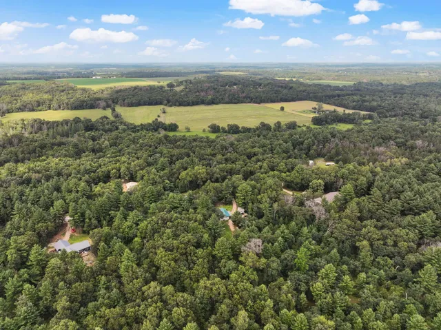 $350,000 | W5603 Elk Lane, Montello, WI 53949