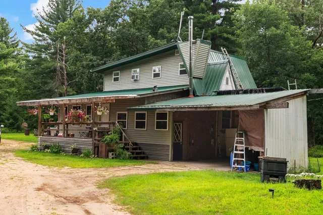 $350,000 | W5603 Elk Lane, Montello, WI 53949