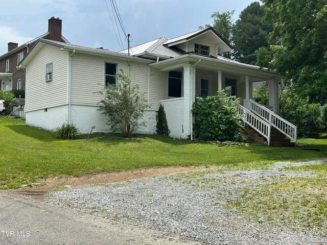 $105,000 | 310 Nottingham Avenue Southeast, Wise, VA 24293