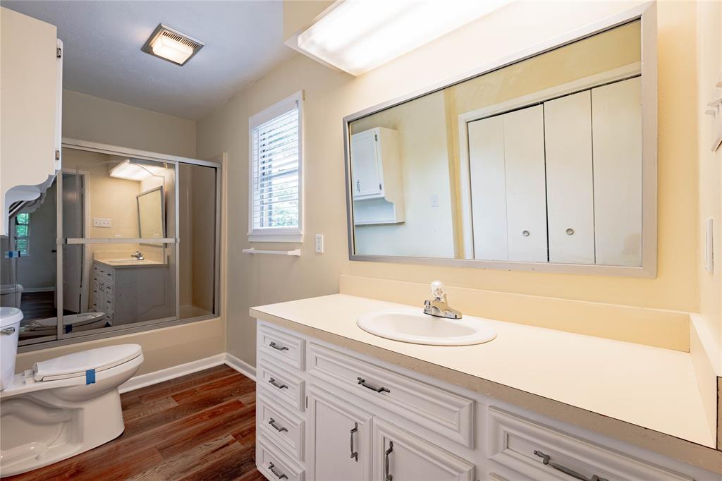 522 East Kempner Street Mabank, TX 75147 - Photo 9 of 15
