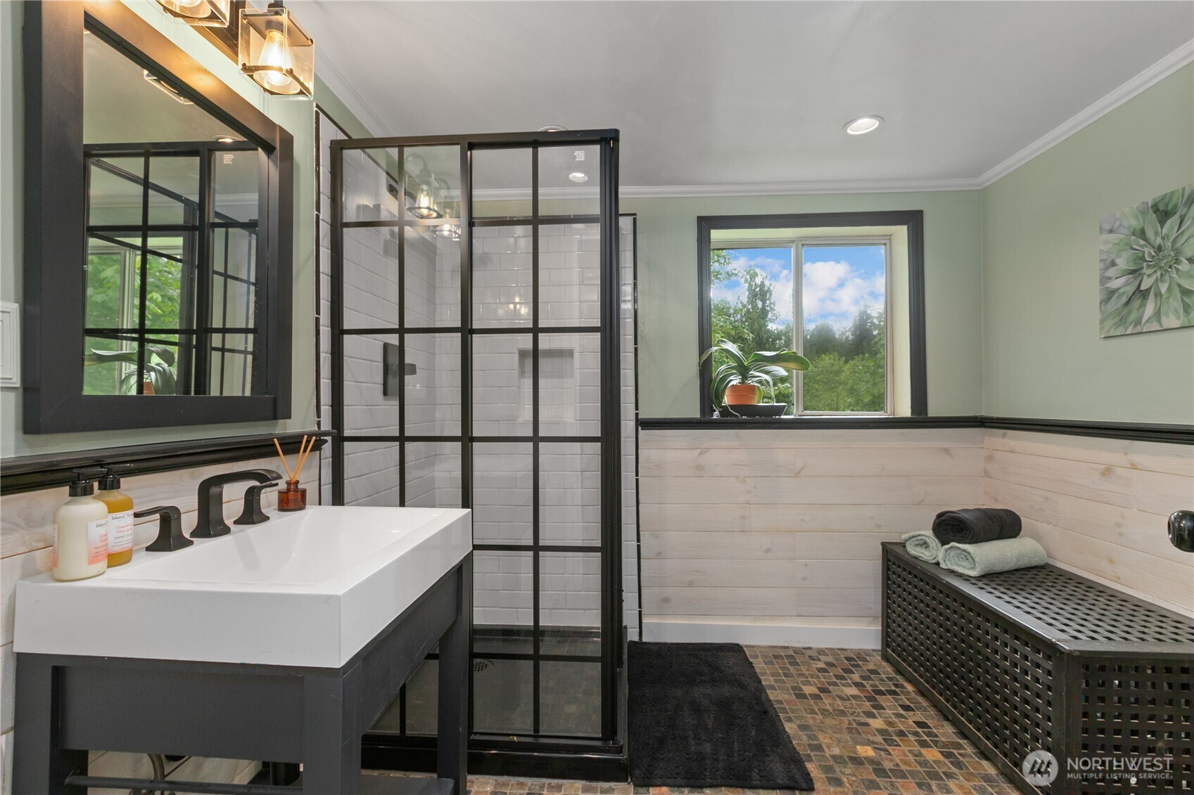 24522 Cromwell Road Monroe, WA 98272 - Photo 8 of 40 a bathroom with a sink and a mirror