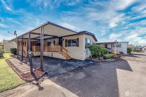 $119,500 | 18501 52nd Avenue West, Unit 22, Lynnwood, WA 98037
