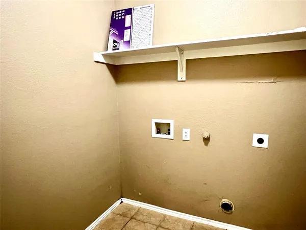 $2,200 | 1211 Cedar Branch Drive, Wylie, TX 75098