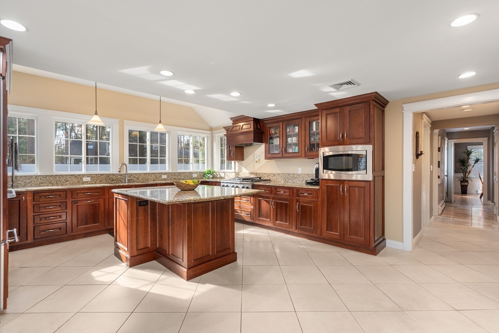 9 Priest Road Sudbury, MA 01776 - Photo 8 of 38