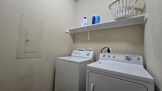 $2,350 | 3204 Ortman Drive, Pflugerville, TX 78660