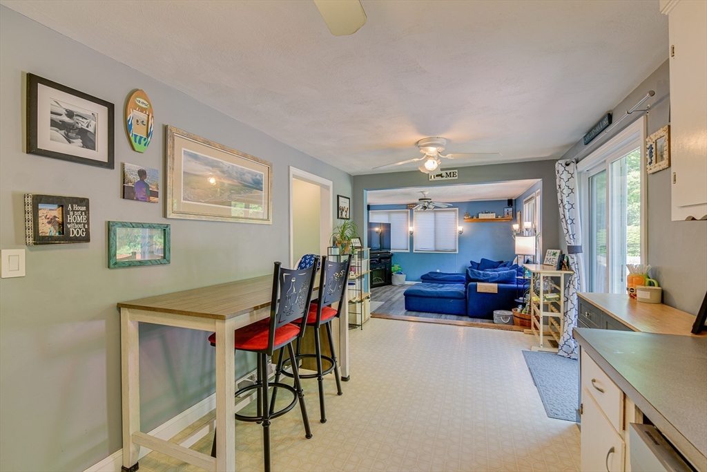 11 Topliff Street Billerica, MA 01821 - Photo 11 of 23