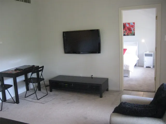 $1,300 | 3404 American Drive, Unit 3326, Lago Vista, TX 78645