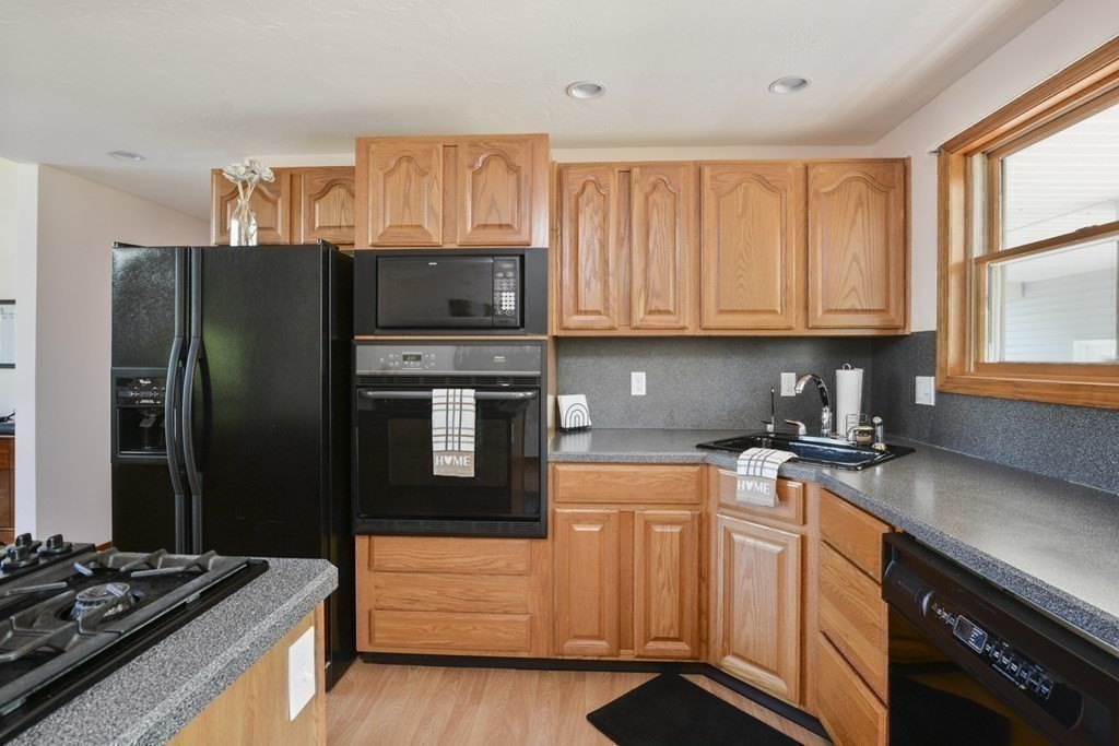 100 Sandy Pond Road Plymouth, MA 02360 - Photo 13 of 36 Gallery Image 13