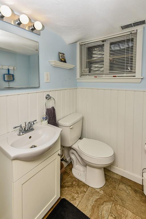 146 Vincent Road Dedham, MA 02026 - Photo 14 of 34 Gallery Image 14
