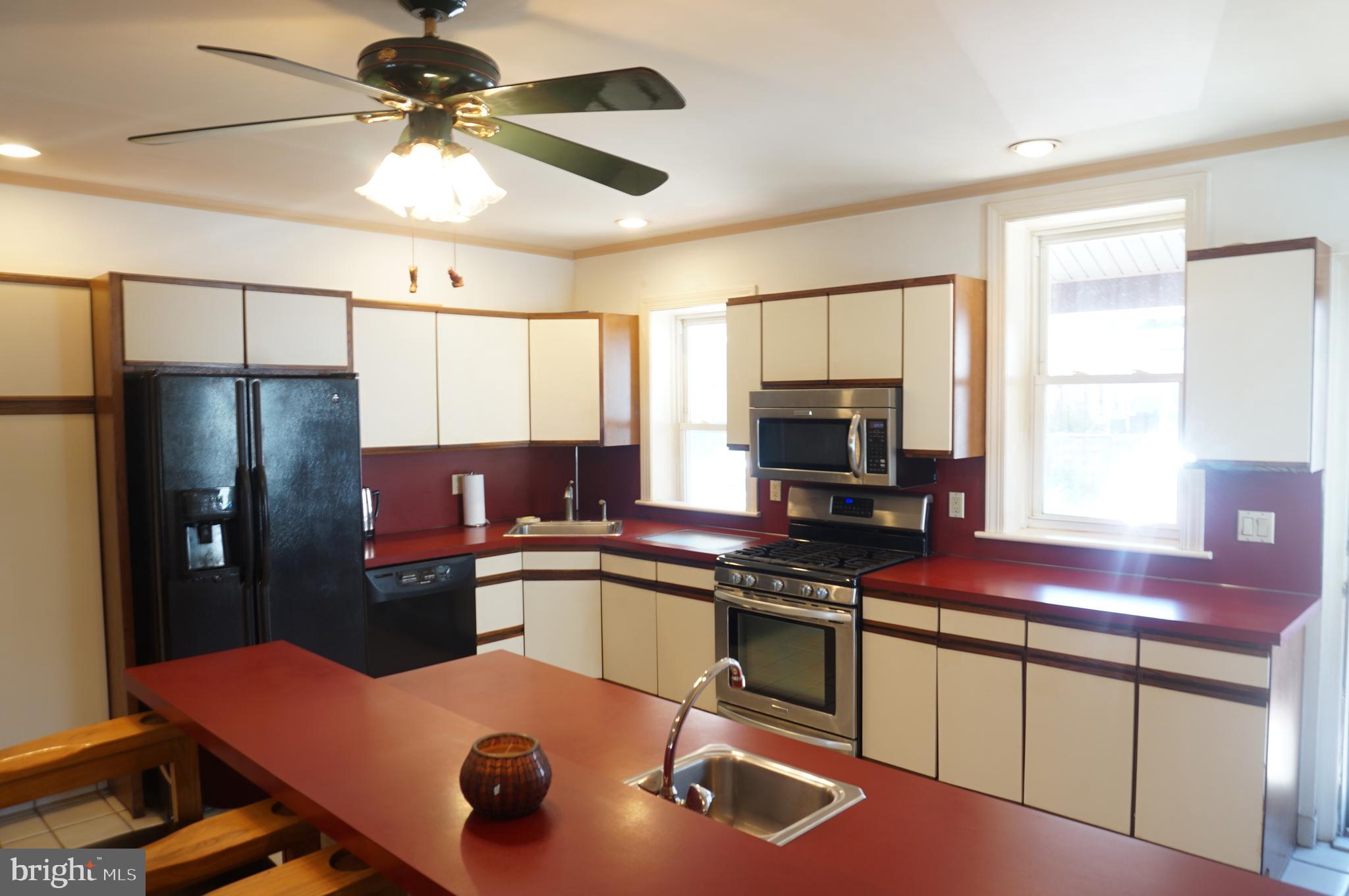 4222 Decatur Street Philadelphia, PA 19136 - Photo 14 of 34 Kitchen