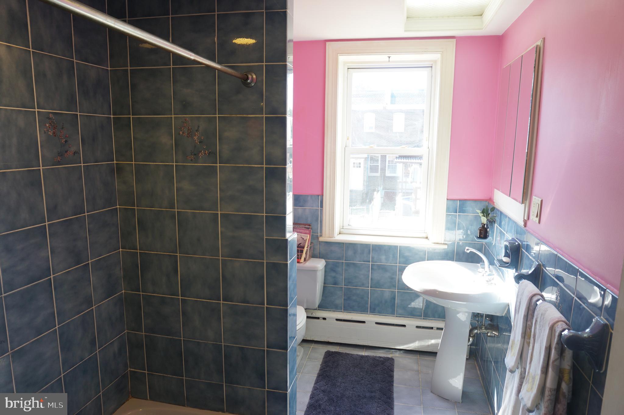 4222 Decatur Street Philadelphia, PA 19136 - Photo 22 of 34 2nd floor hall bath