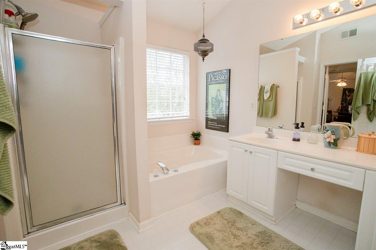 11 Bluff Ridge Court Greenville, SC 29617 - Photo 15 of 32 Gallery Image 15