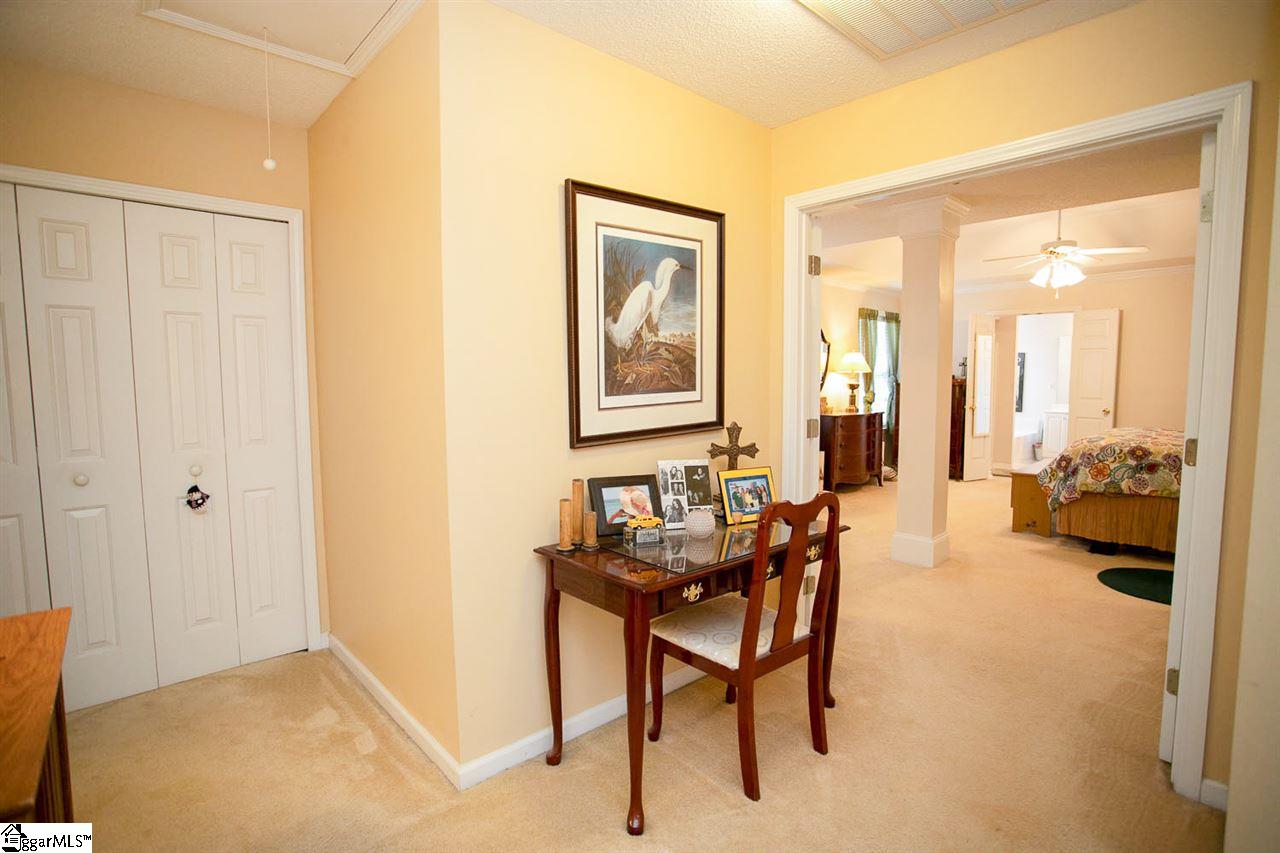 11 Bluff Ridge Court Greenville, SC 29617 - Photo 21 of 32 Gallery Image 21