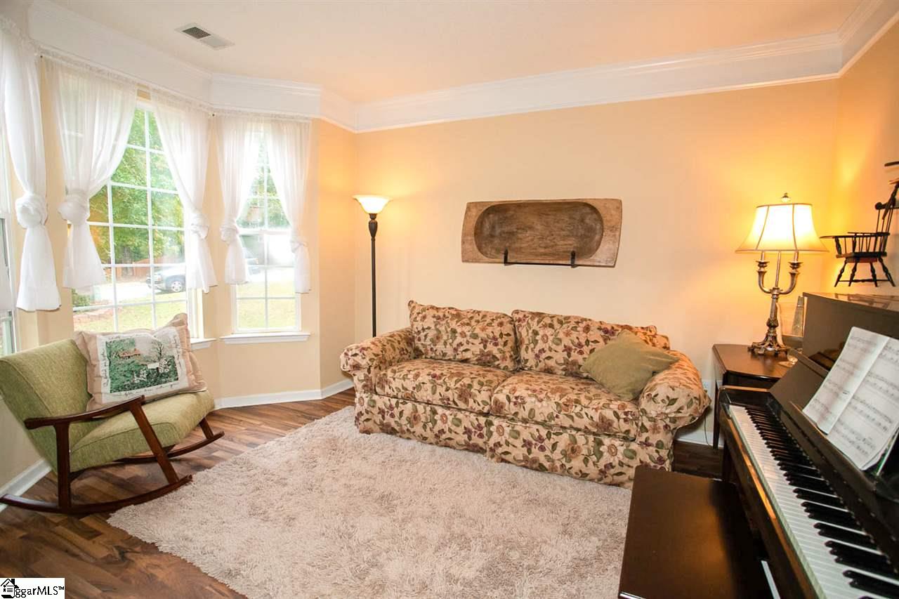 11 Bluff Ridge Court Greenville, SC 29617 - Photo 4 of 32 Gallery Image 4