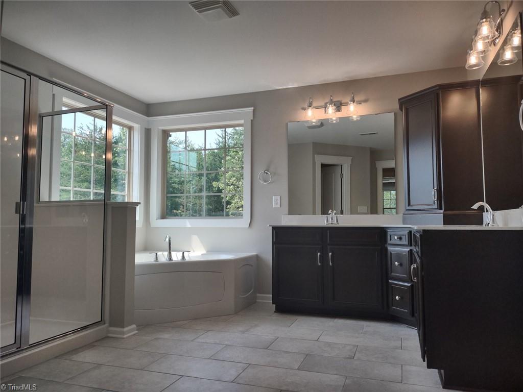 5500 Rambling Road, Unit 2 Greensboro, NC 27409 - Photo 24 of 29