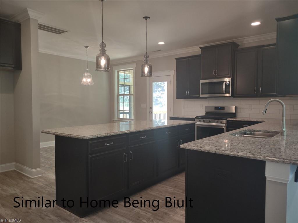 5500 Rambling Road, Unit 2 Greensboro, NC 27409 - Photo 7 of 29