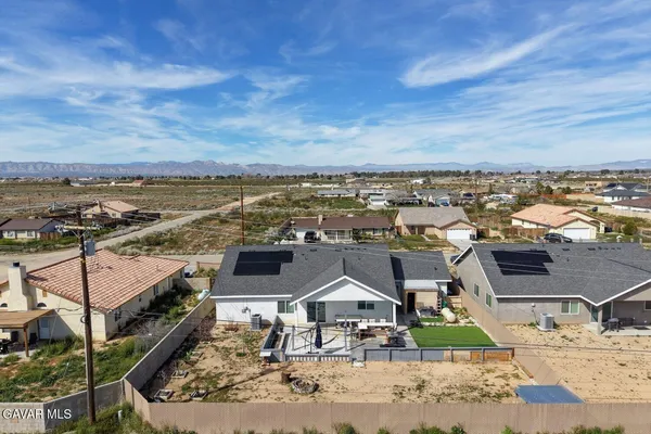 $385,000 | 10588 Peach Avenue, California City, CA 93505