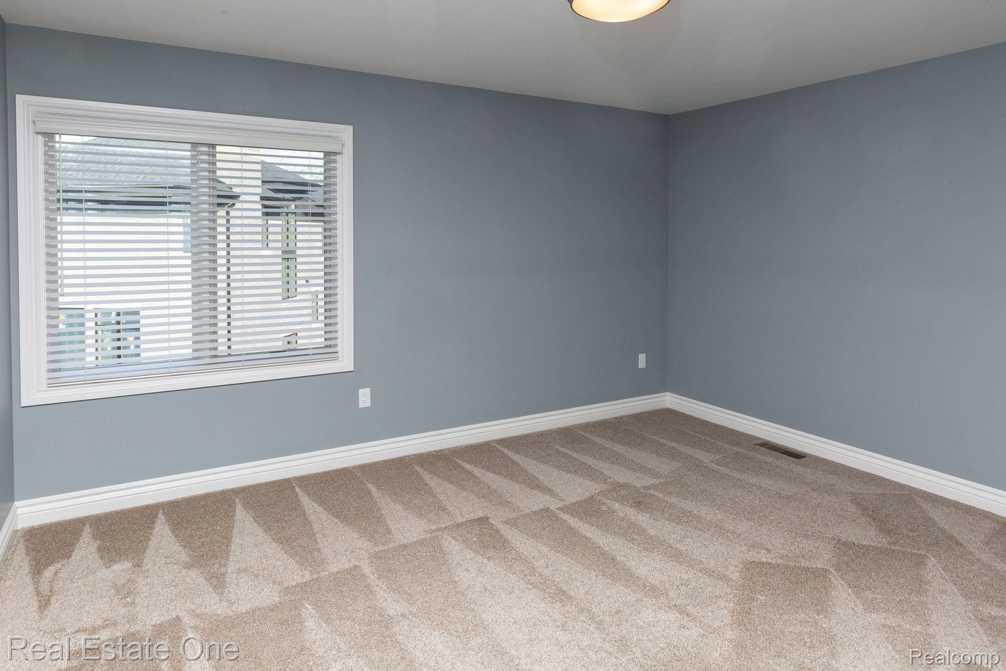 3760 Cedar Brook Drive Rochester, MI 48309 - Photo 54 of 76 View 2