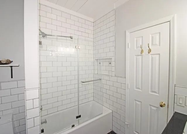 $2,850 | 303 Leeward Walk Lane, Alpharetta, GA 30005