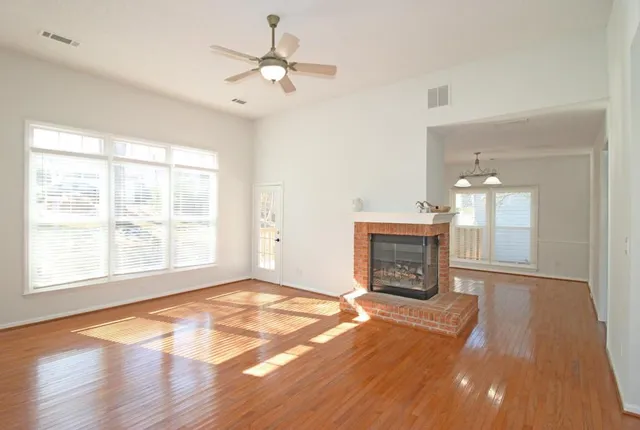 $2,850 | 303 Leeward Walk Lane, Alpharetta, GA 30005