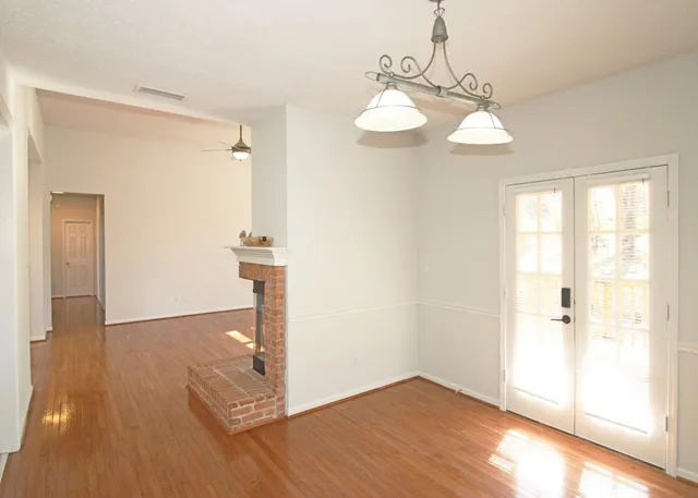 $2,850 | 303 Leeward Walk Lane, Alpharetta, GA 30005